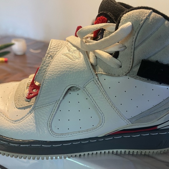 Vintage “Bugs Bunny “ 2009 Nike air Jordan fusion size 8. Black white and red. - Picture 6 of 8